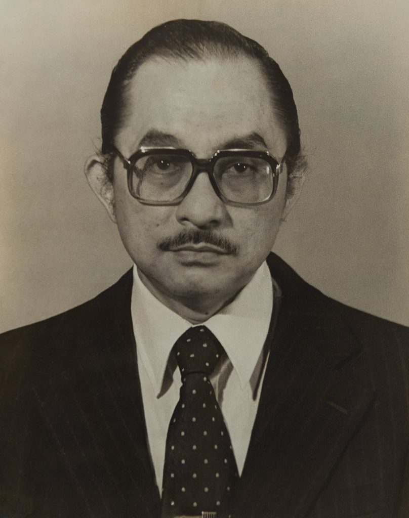 Deans’ Gallery Photo Reproduction — Faculty of Law